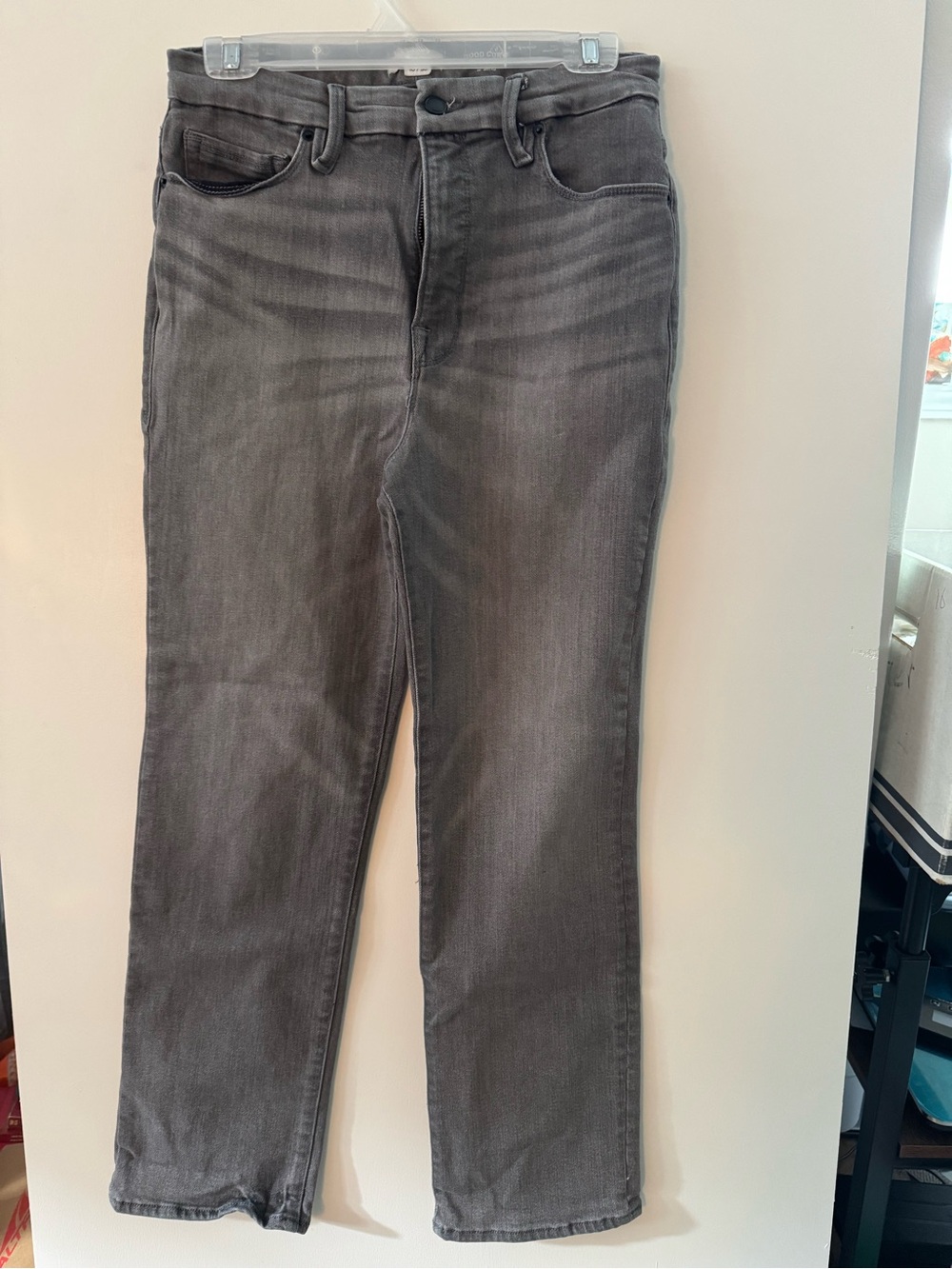 Good American Gray Straight-Leg Jeans